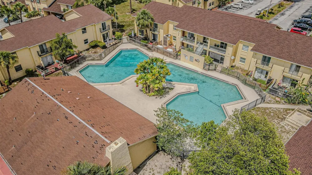 7517 ABONADO ROAD #7517 Tampa, FL 33615