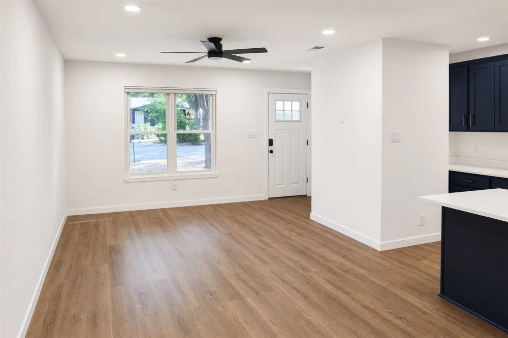 407 Tamworth Avenue Austin, TX 78745