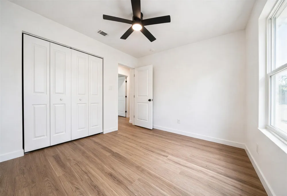 407 Tamworth Avenue Austin, TX 78745