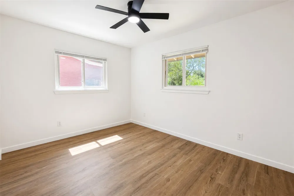 407 Tamworth Avenue Austin, TX 78745