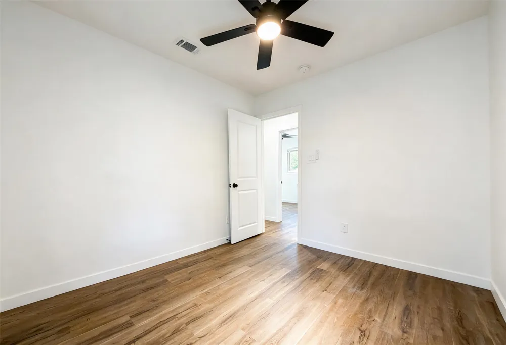 407 Tamworth Avenue Austin, TX 78745