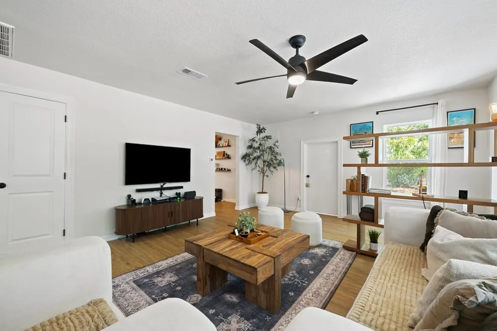 5714 Avenue D Austin, TX 78752