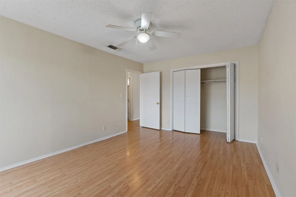 6718 Silvermine Drive #704 Austin, TX 78736