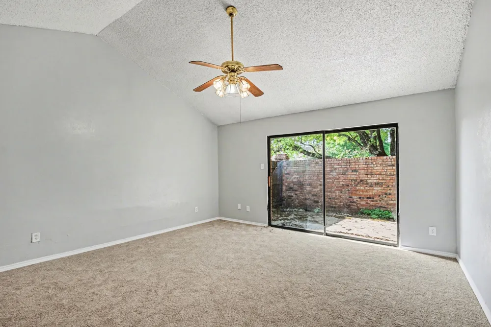 6206 Post Oak Terrace Fort Worth, TX 76112