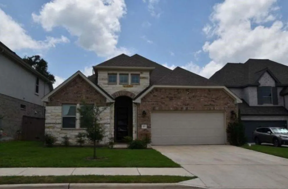 377 Jefferson Drive Kyle, TX 78640