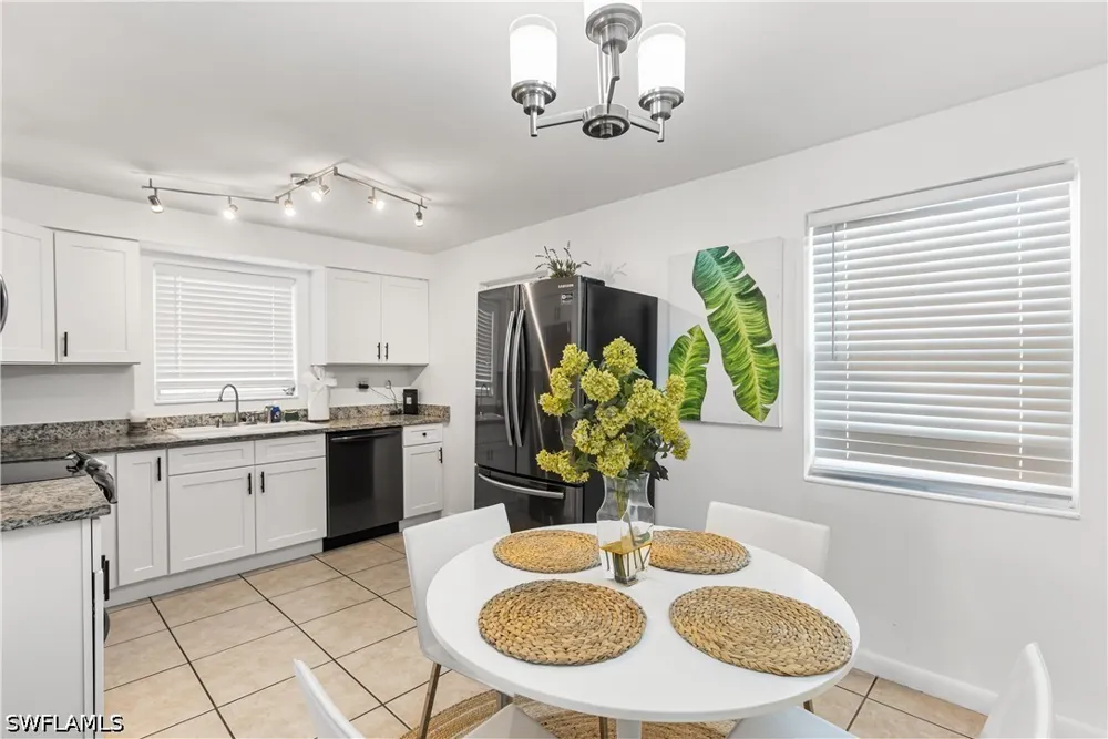 Thomasson Drive Naples, FL 34112