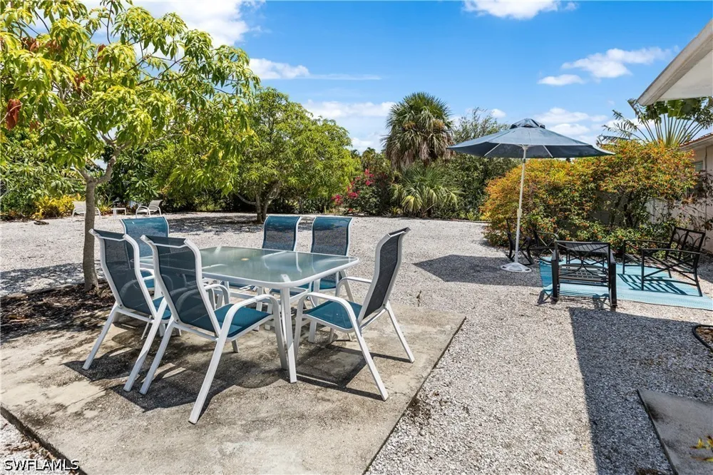 Thomasson Drive Naples, FL 34112