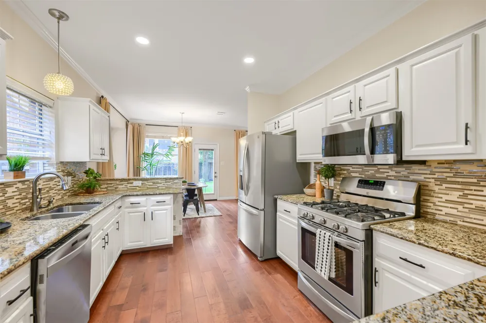 7809 Elkhorn Mountain Trail Austin, TX 78729