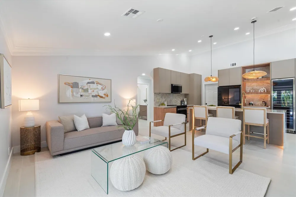 1132 NE 3rd Avenue Boca Raton, FL 33432