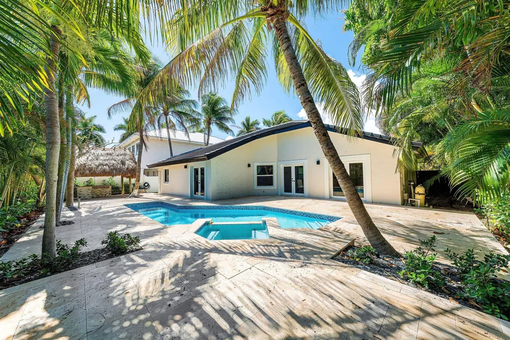1132 NE 3rd Avenue Boca Raton, FL 33432