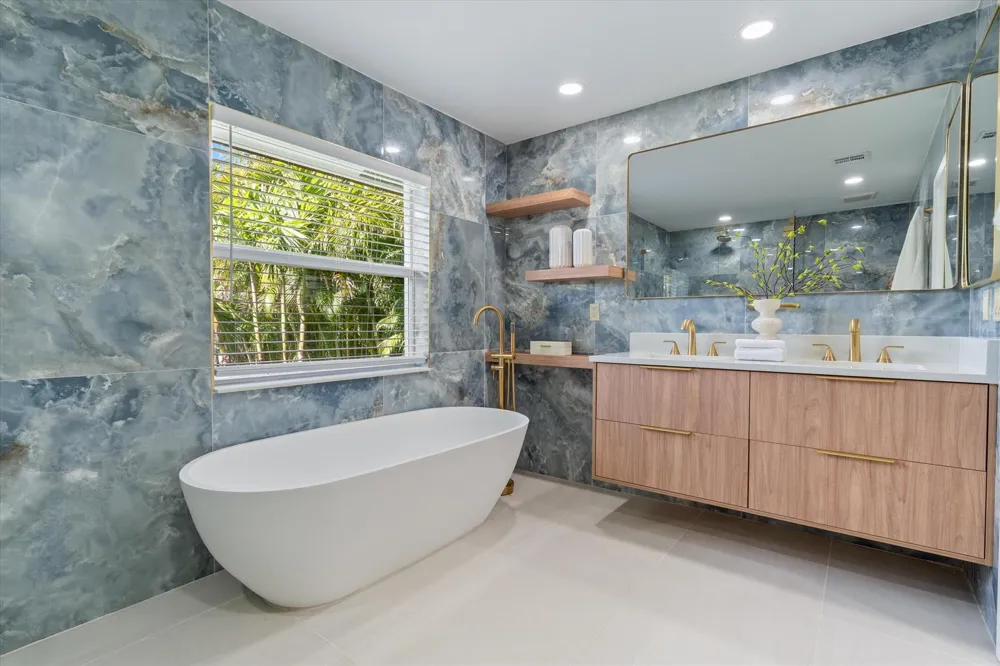 1132 NE 3rd Avenue Boca Raton, FL 33432