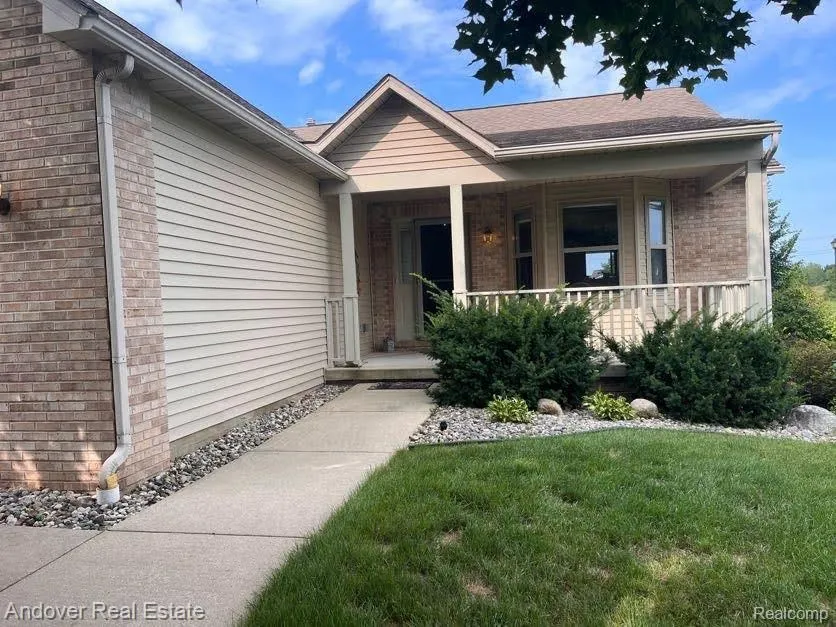 6294 Princess Court Flint Charter Township, MI 48433