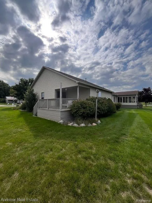 6294 Princess Court Flint Charter Township, MI 48433