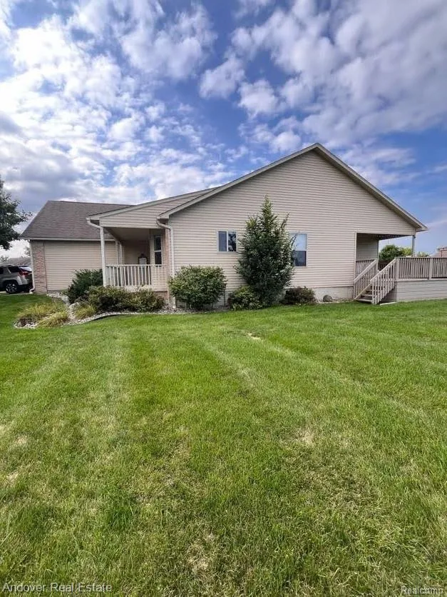 6294 Princess Court Flint Charter Township, MI 48433