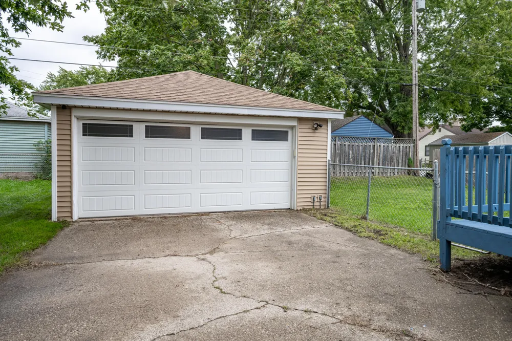3134 Englehurst Avenue SW Wyoming City, MI 49548