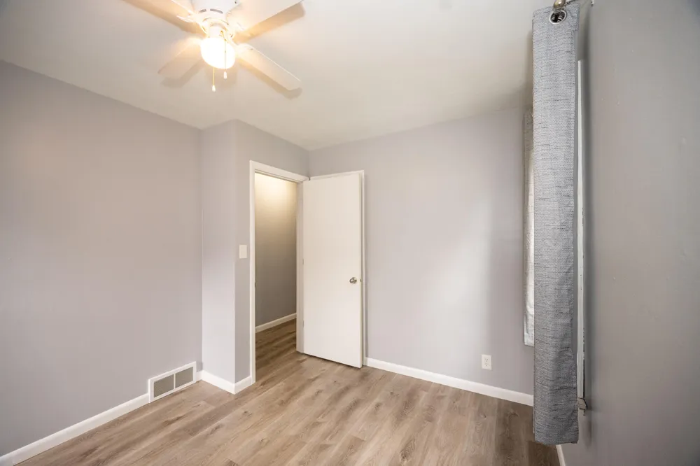 3134 Englehurst Avenue SW Wyoming City, MI 49548