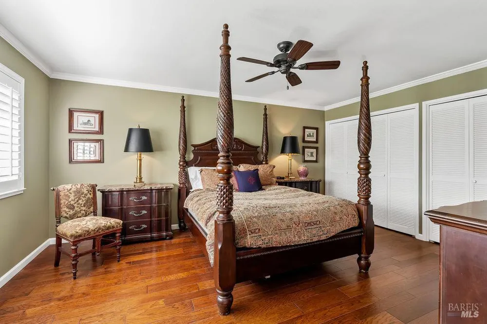 1816 Sherwood Circle Santa Rosa, CA 95405