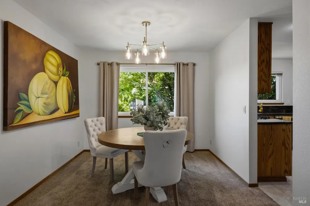 3535 Banyan Street Santa Rosa, CA 95403