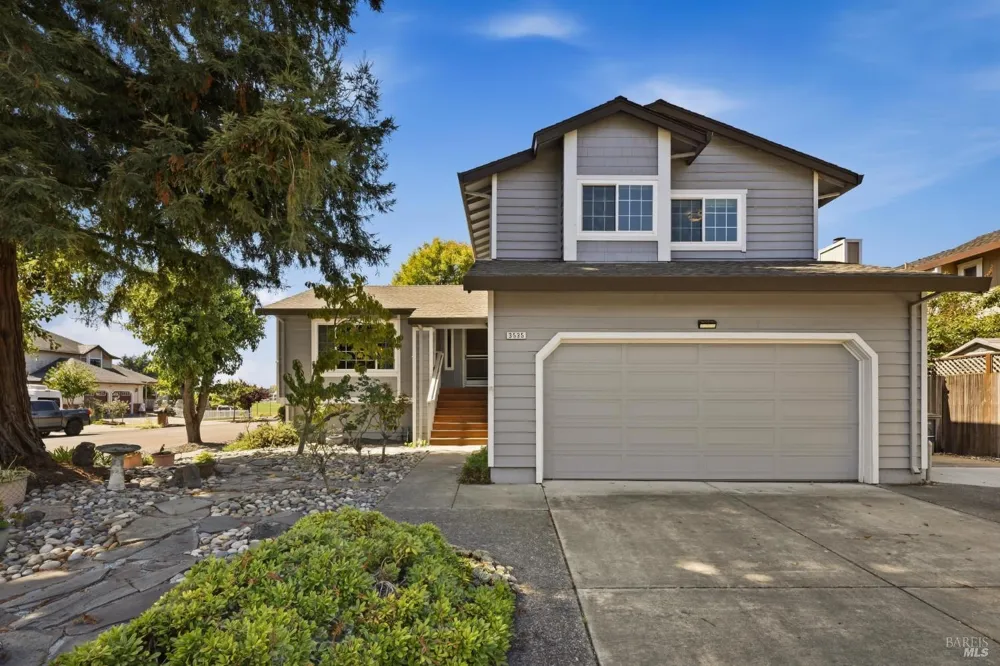 3535 Banyan Street Santa Rosa, CA 95403