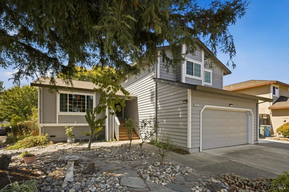 3535 Banyan Street Santa Rosa, CA 95403