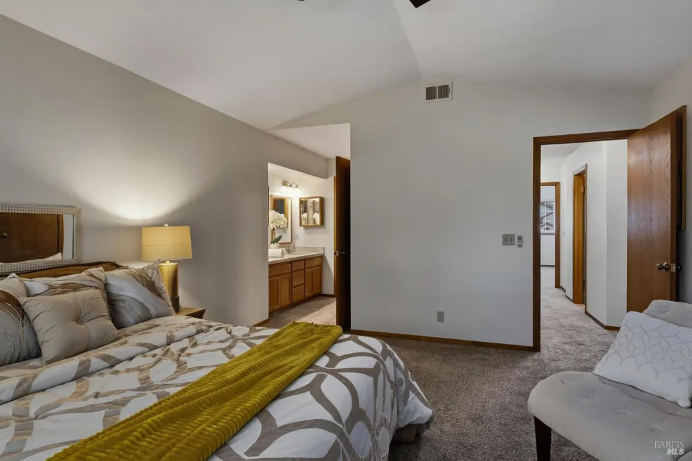 3535 Banyan Street Santa Rosa, CA 95403