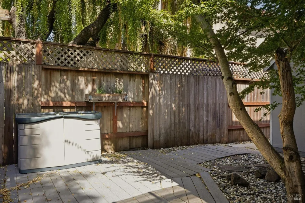 3535 Banyan Street Santa Rosa, CA 95403