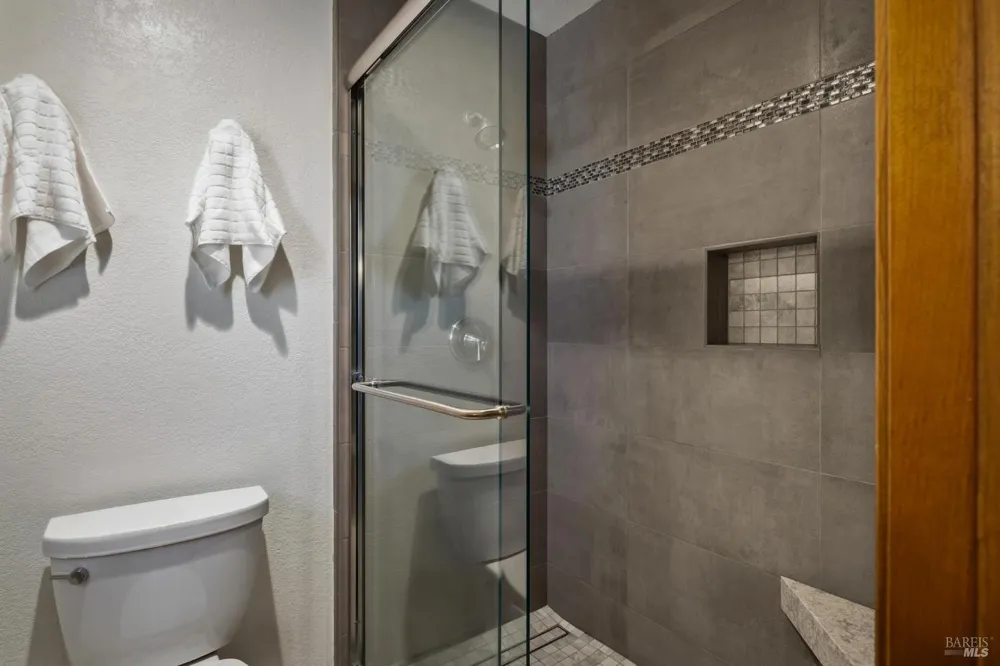 3535 Banyan Street Santa Rosa, CA 95403