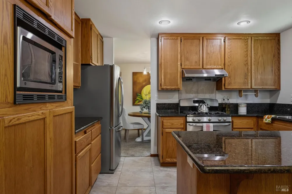 3535 Banyan Street Santa Rosa, CA 95403