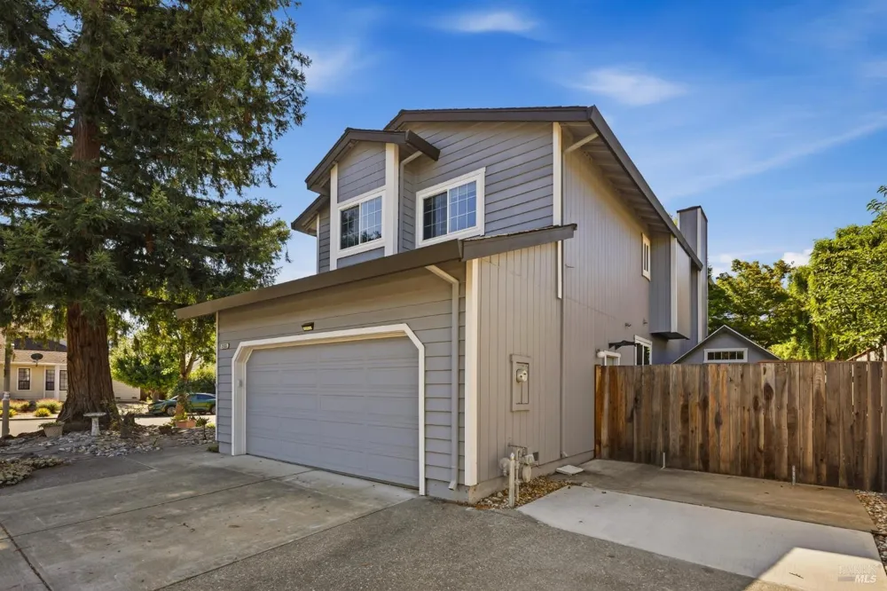 3535 Banyan Street Santa Rosa, CA 95403