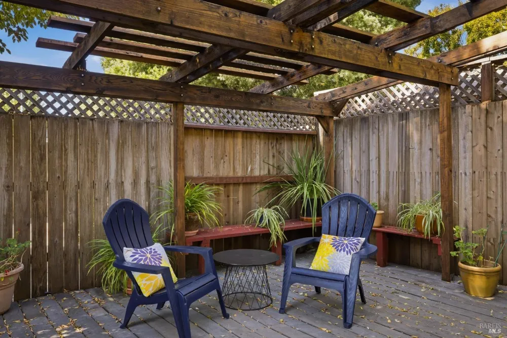 3535 Banyan Street Santa Rosa, CA 95403