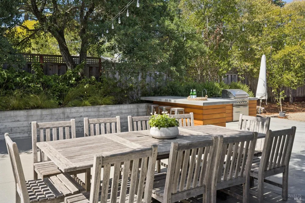 30 Ichabod Court San Anselmo, CA 94960