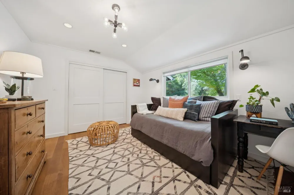 30 Ichabod Court San Anselmo, CA 94960