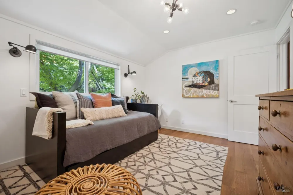 30 Ichabod Court San Anselmo, CA 94960