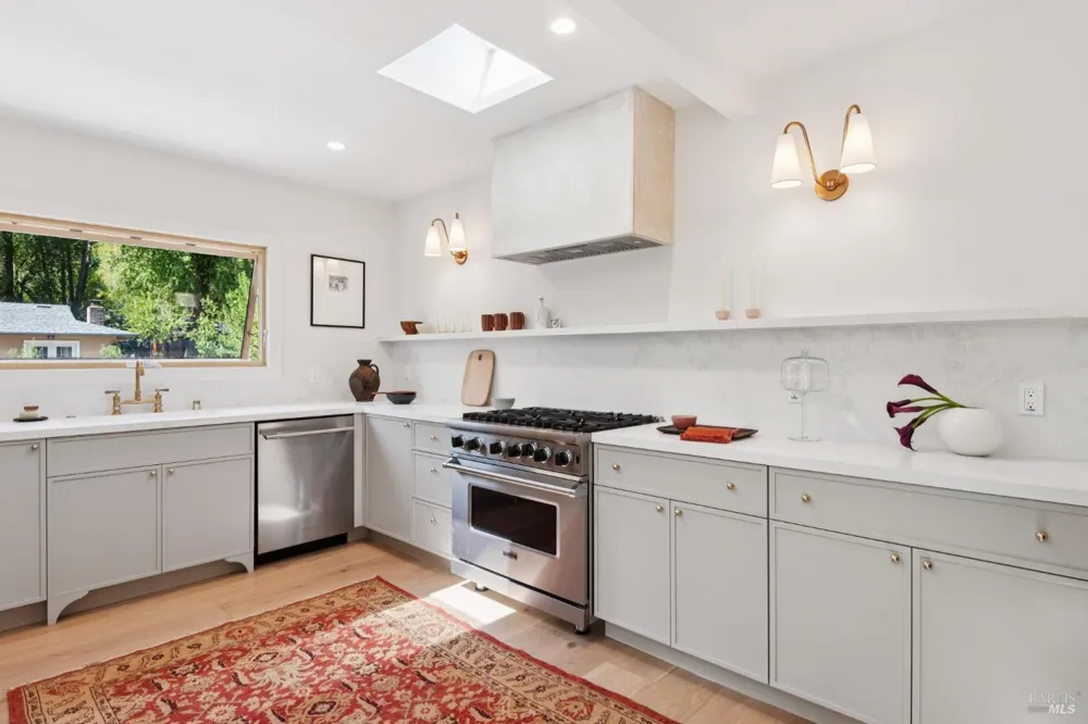 191 The Alameda Drive San Anselmo, CA 94960