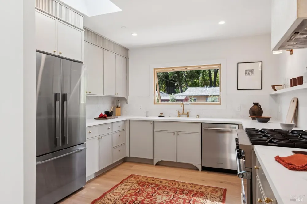 191 The Alameda Drive San Anselmo, CA 94960