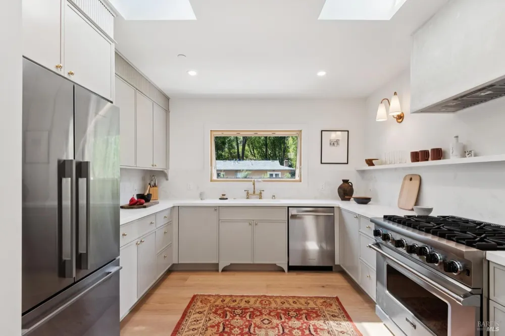 191 The Alameda Drive San Anselmo, CA 94960