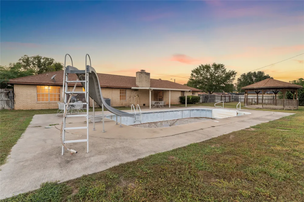 1825 Mahalia Drive Waco, TX 76705