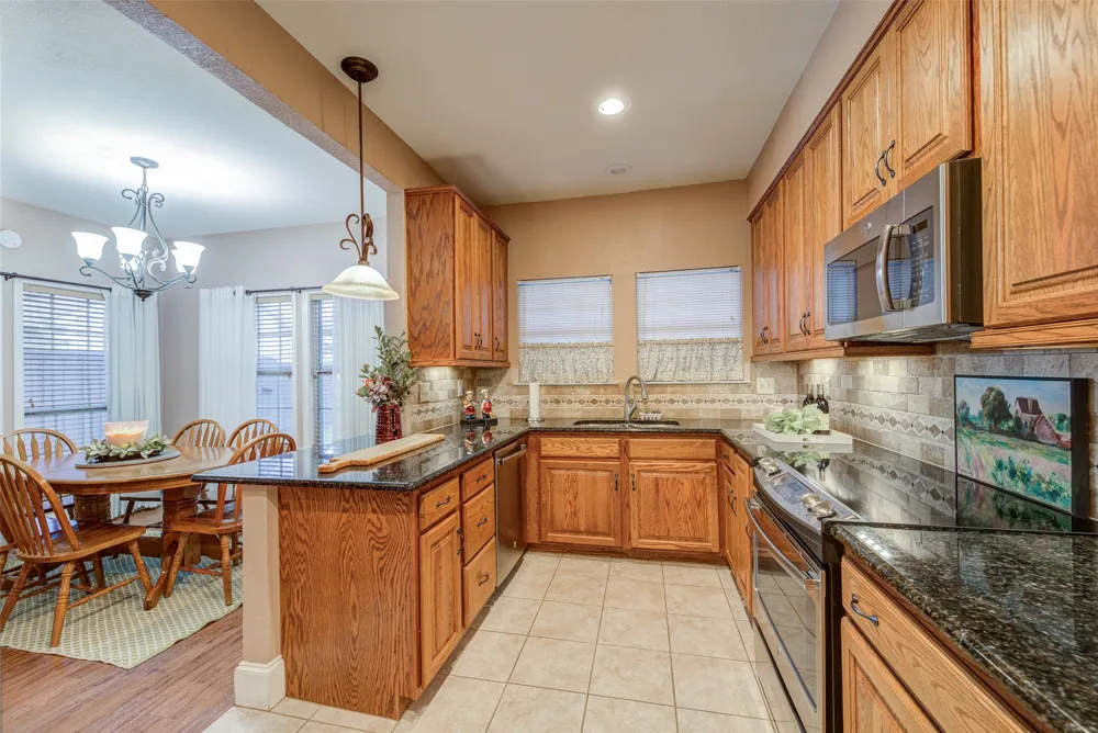 Address Not Shown Grapevine, TX 76051