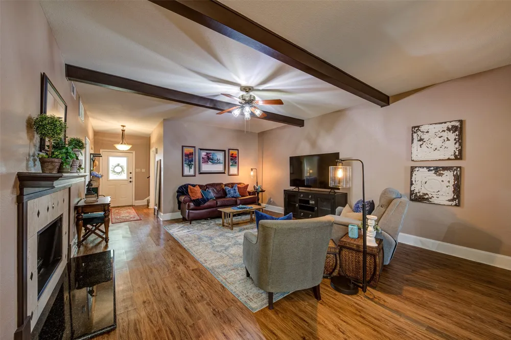 Address Not Shown Grapevine, TX 76051