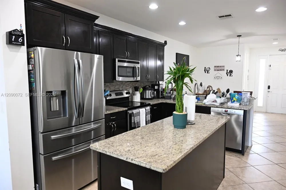 7722 SW 52nd Pl Davie, FL 33328