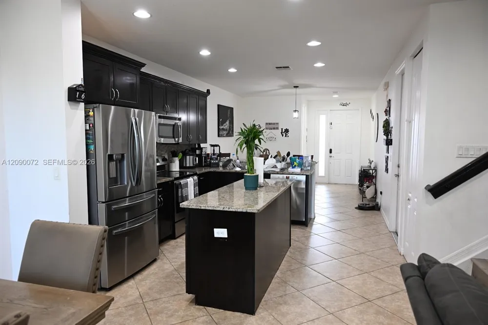 7722 SW 52nd Pl Davie, FL 33328