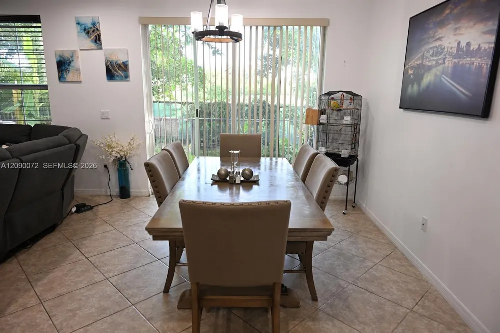 7722 SW 52nd Pl Davie, FL 33328