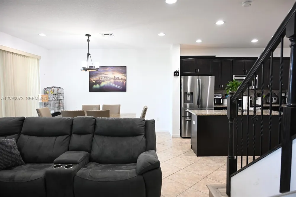 7722 SW 52nd Pl Davie, FL 33328