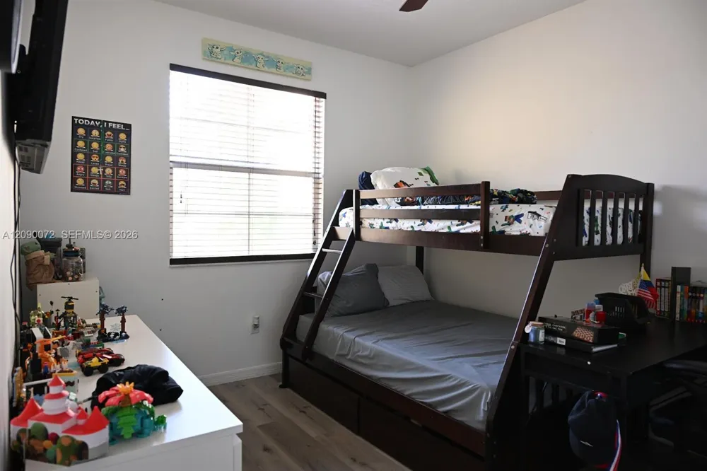 7722 SW 52nd Pl Davie, FL 33328