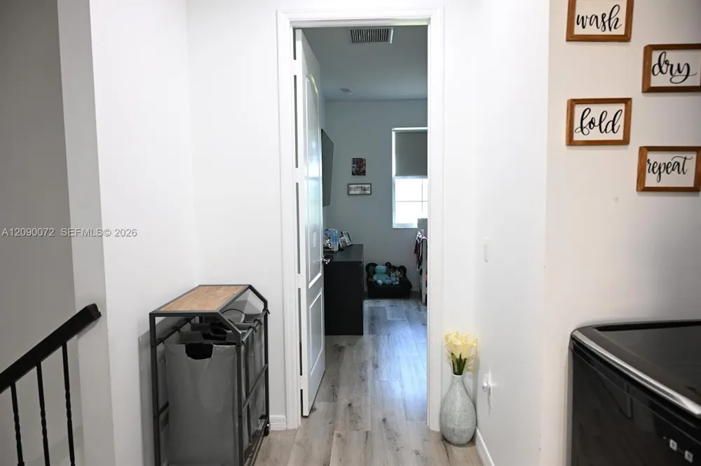 7722 SW 52nd Pl Davie, FL 33328