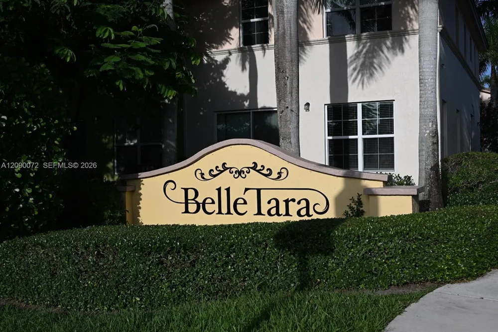 7722 SW 52nd Pl Davie, FL 33328