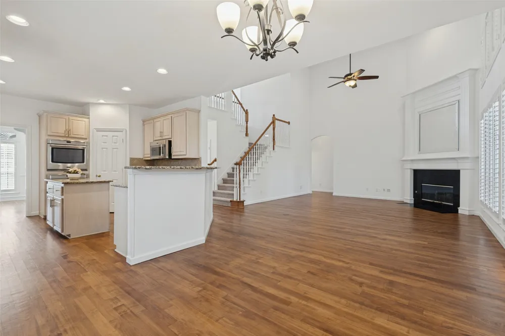 1432 Parkwood Drive Carrollton, TX 75007