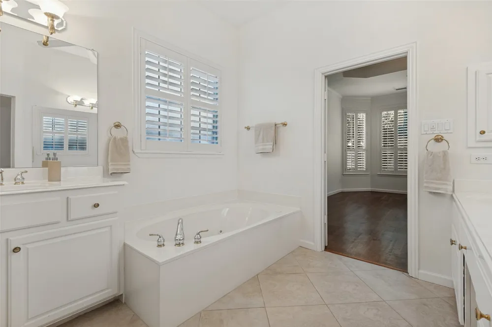 1432 Parkwood Drive Carrollton, TX 75007