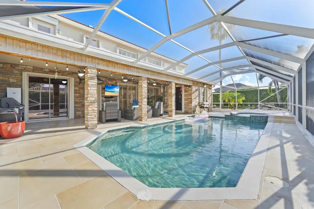 7202 CATALINA ISLE DRIVE Lake Worth, FL 33467