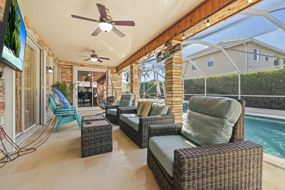 7202 CATALINA ISLE DRIVE Lake Worth, FL 33467